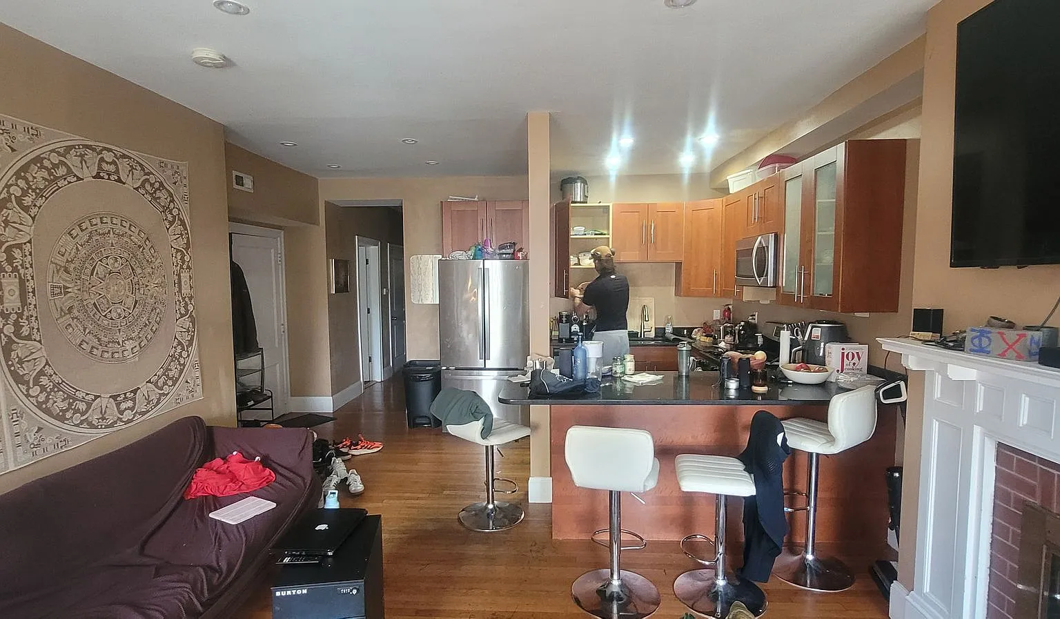 Massive Luxury Apt in Packards Corner Near BU! Central AC & Heat, XL Rooms! — Photo 2