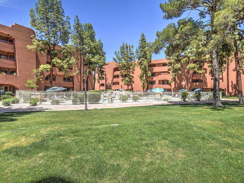 1st image of 12212 N Paradise Village Pkwy S APT 304