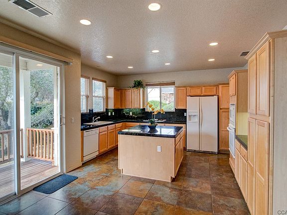 4th image of 263 Catalpa Ln #303