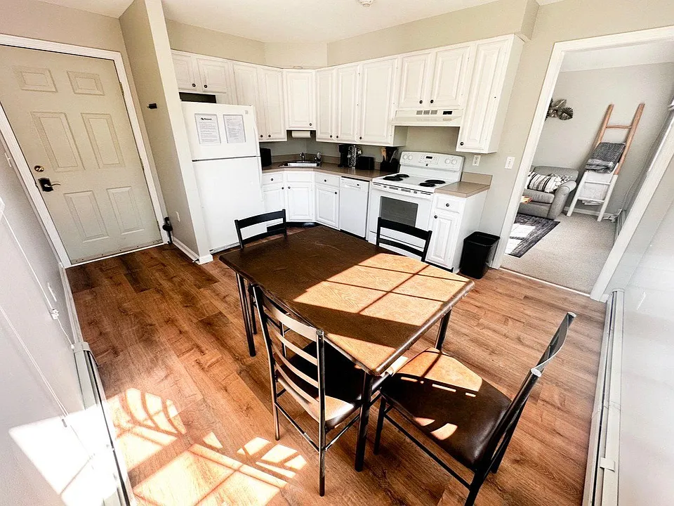 20 Francis Ave #6