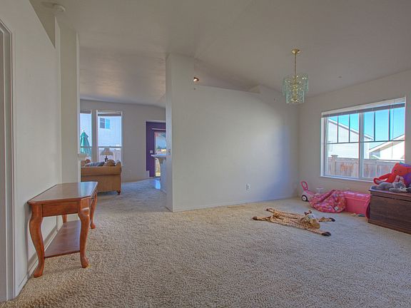 2nd image of 2202 27th St SE