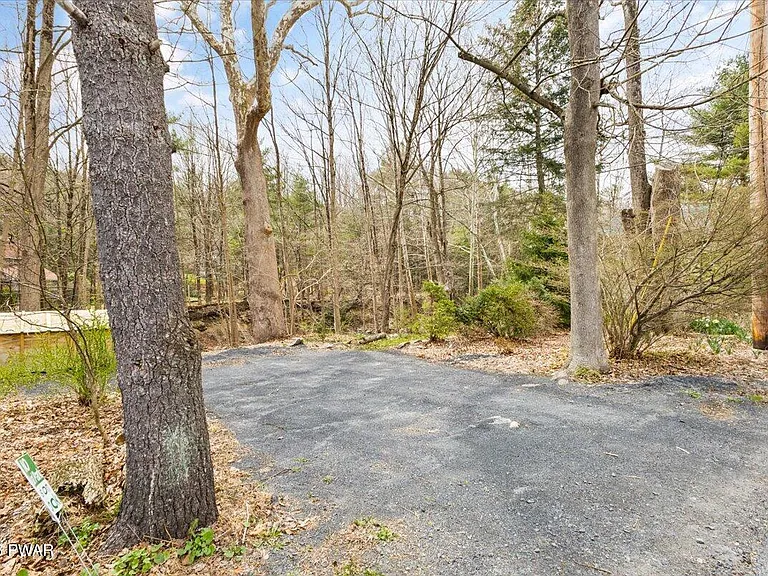 144 Sawkill Ave — Photo 34