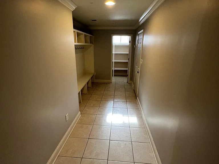 1100 Stowbridge Ln — Photo 45