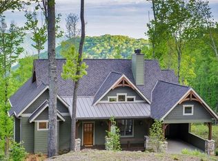 10 Cavendish Ln, Waynesville, NC 28786