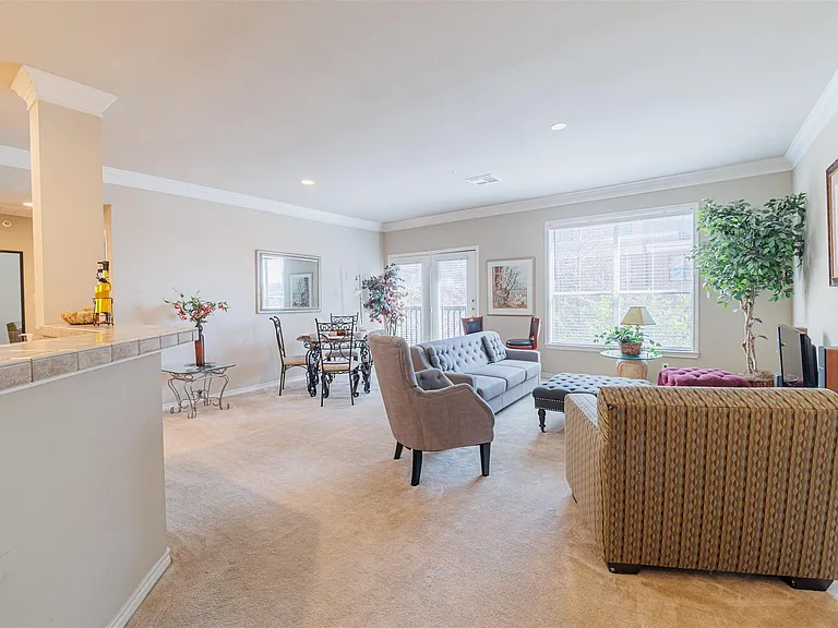 2400 McCue Rd #360 — Photo 1