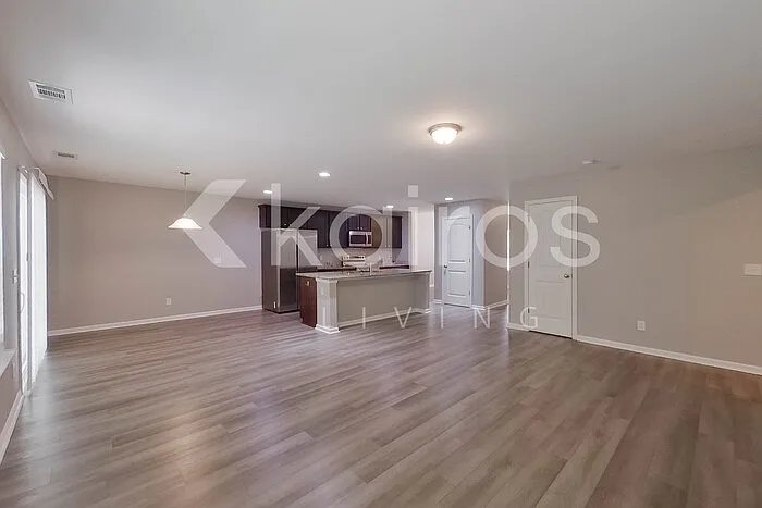 128 Bluff Rd — Photo 5