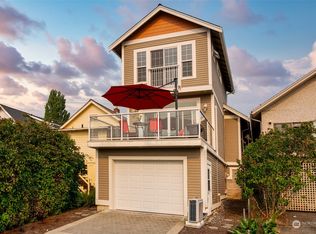906 12th St, Bellingham, WA