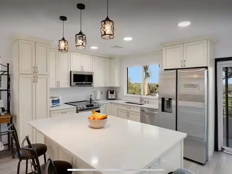 8201 Forest Ridge Dr — Photo 25