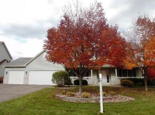 2835 Eagle Valley Cir, Woodbury, MN 55129