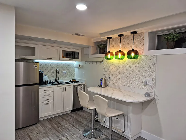 Kendall Ln — Photo 11