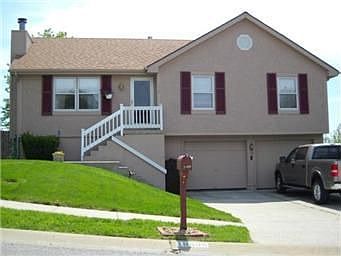 2nd image of 18409 E Arrowhead Ln