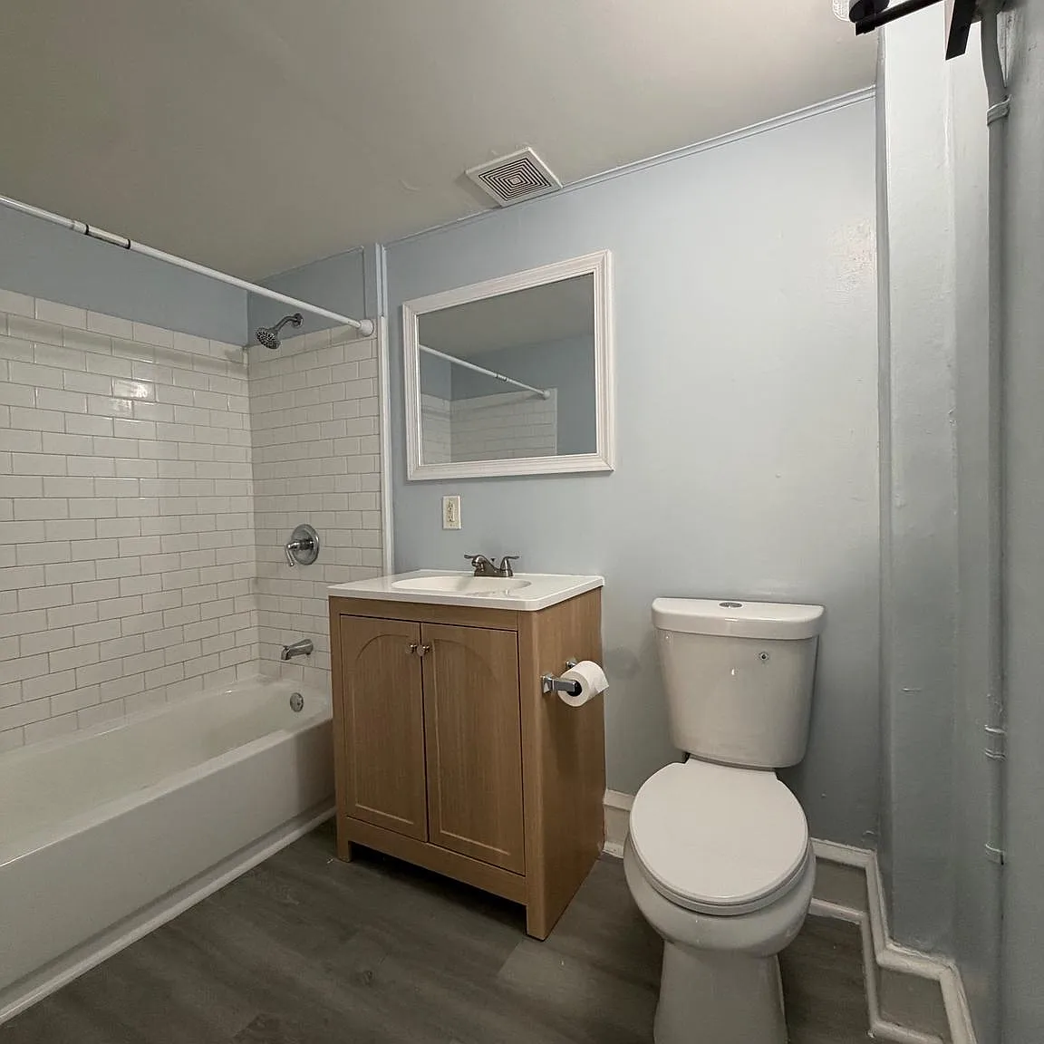 2 bed, 1.5 bath, 850 sqft, $1,446 — Photo 1