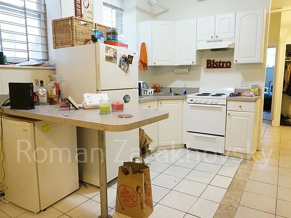 2nd image of 10 Orkney Rd #B