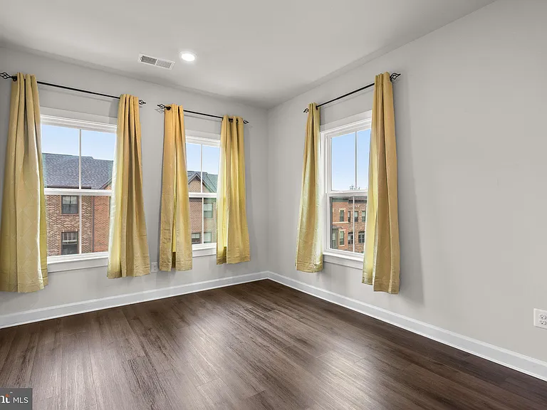 9271 Wood Violet Ct — Photo 22