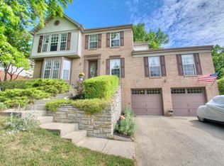 1996 Crescent Ter, Crescent Springs, KY 41017