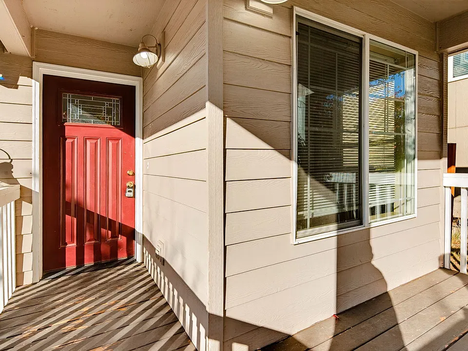 14154-14198 SE Summerfield Loop