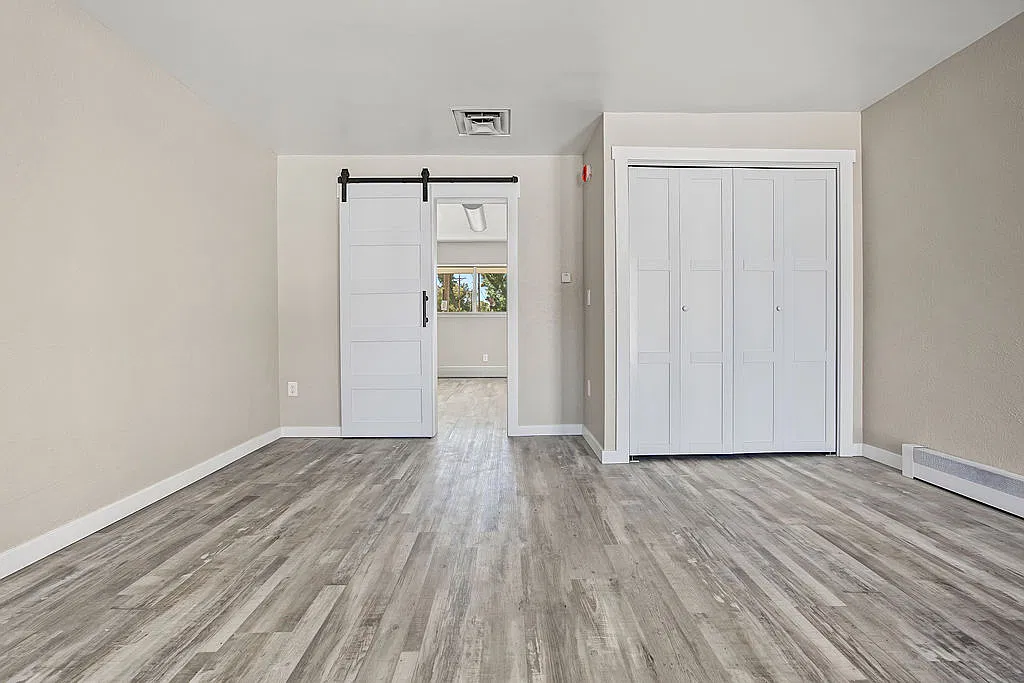 1 bed, 560 sqft, $1,200 — Photo 4