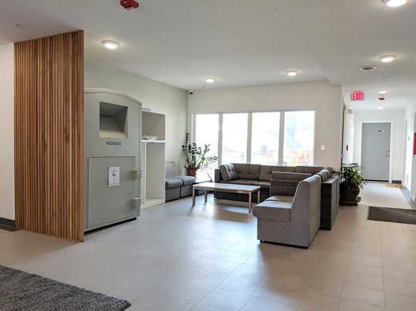4055 8th Ave NE APT 202