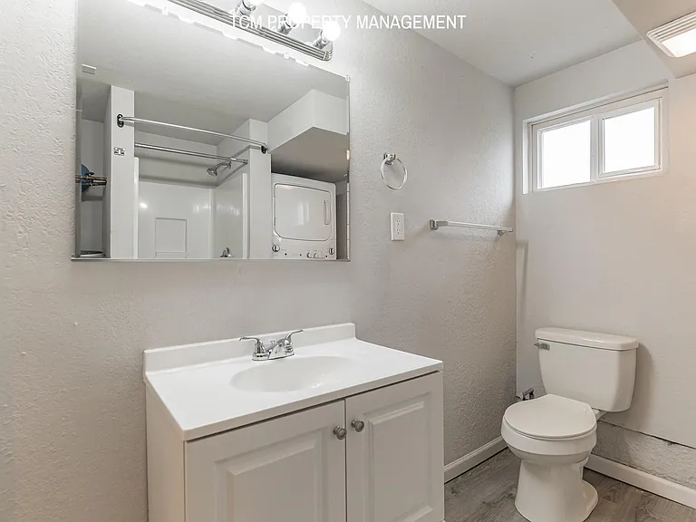 2524 Chestnut St #5 — Photo 13