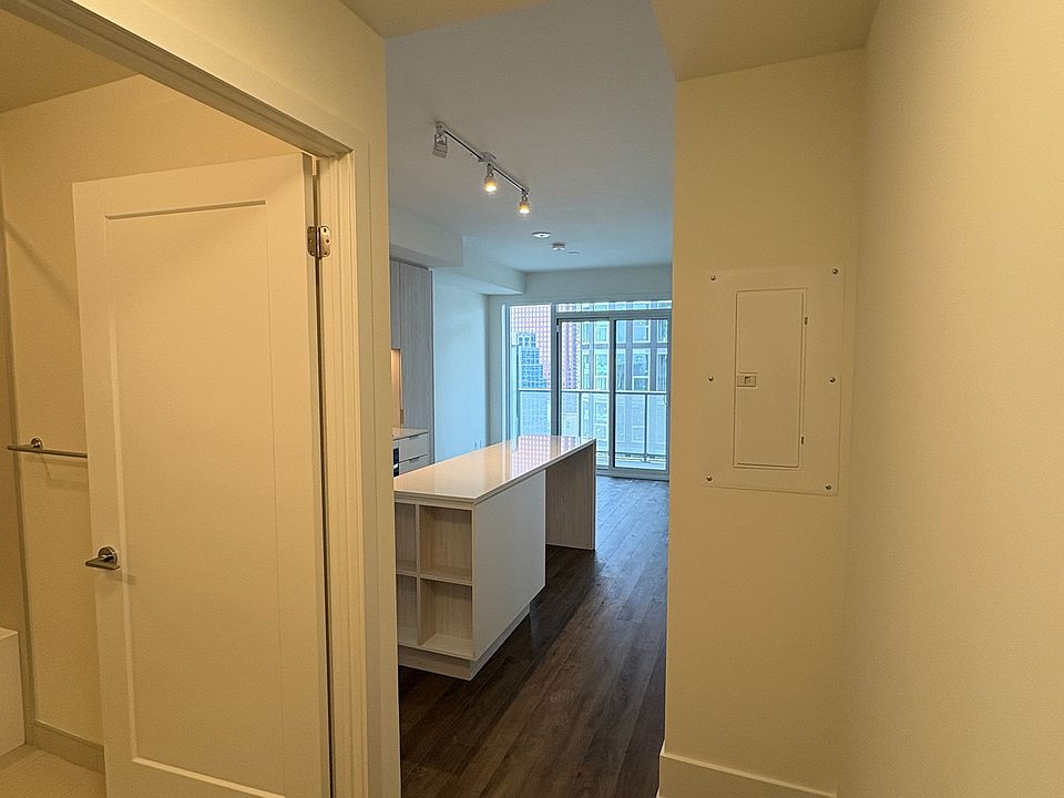 1st image of 89 Church St #4009
