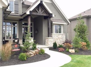 3313 W 156th St, Overland Park, KS 66224