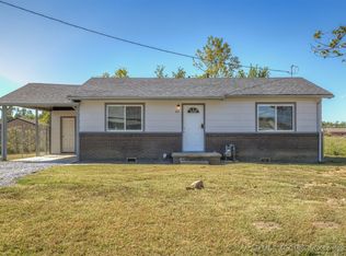 201 E 1st St, Claremore, OK 74017
