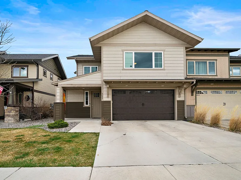 3083 Lori Ln — Photo 1