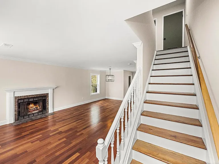 5702 Brentwood Meadows Cir — Photo 4