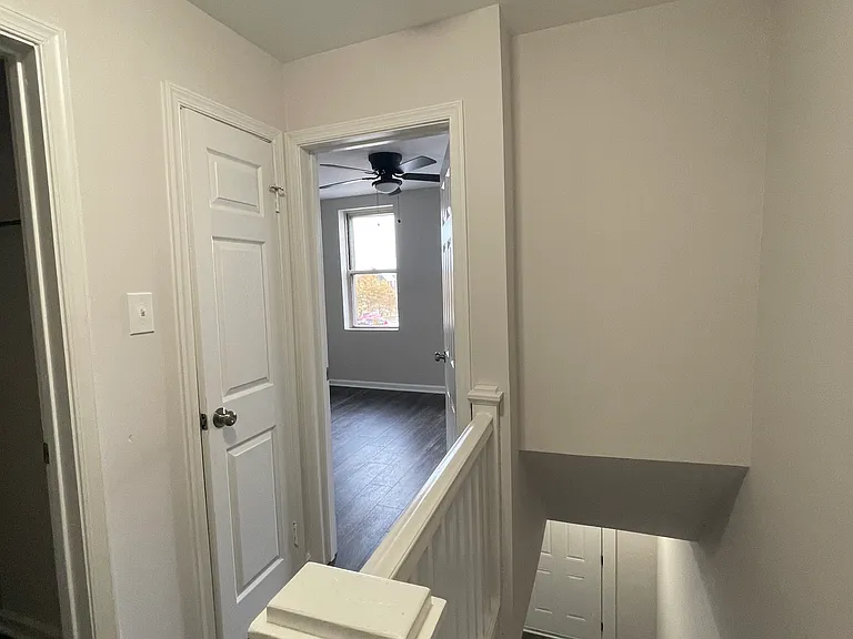 1514 N Luzerne Ave — Photo 23