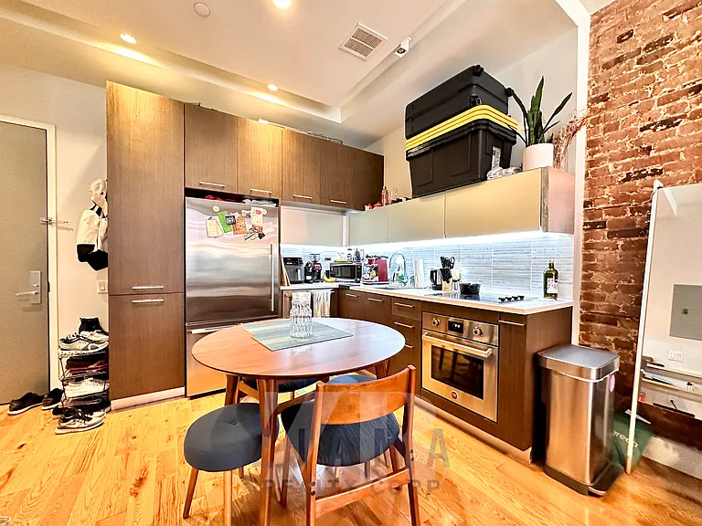 72 Willoughby St #3D — Photo 5