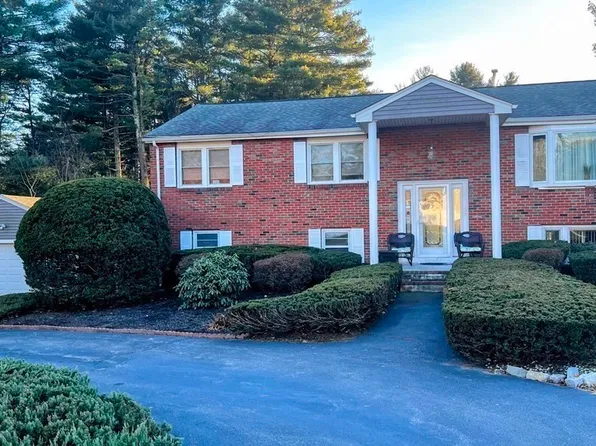 56 Plain Dr, Stoughton, MA 02072
