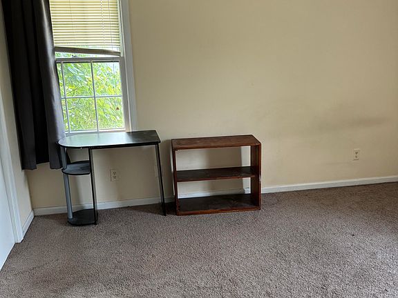 5th image of 206 Todd Ave