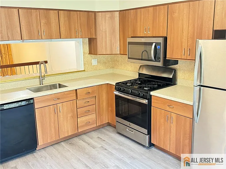 3606 Cricket Cir #3606 — Photo 2