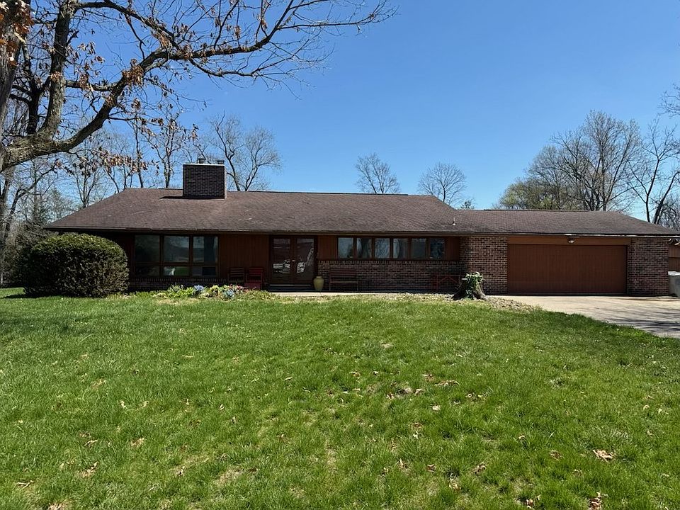 1st image of 220 Rutledge Dr