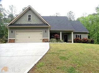 239 Cainbridge Park Dr, Newnan, GA