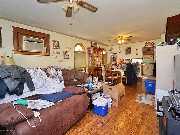 5th image of 254 Jacques Ave