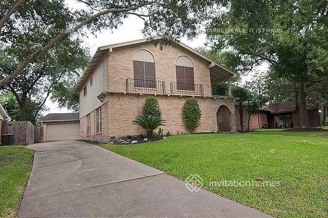 2nd image of 18331 Cape Bahamas Ln
