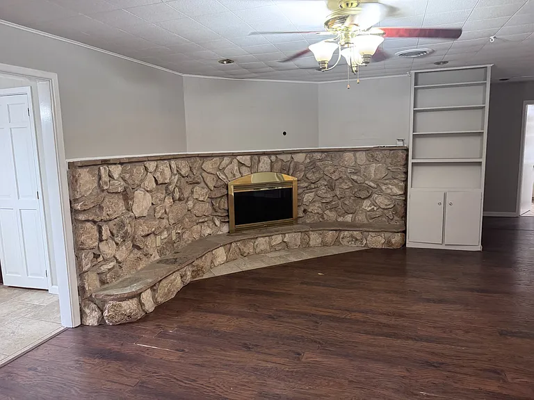 2118 Westbrook Ave — Photo 10