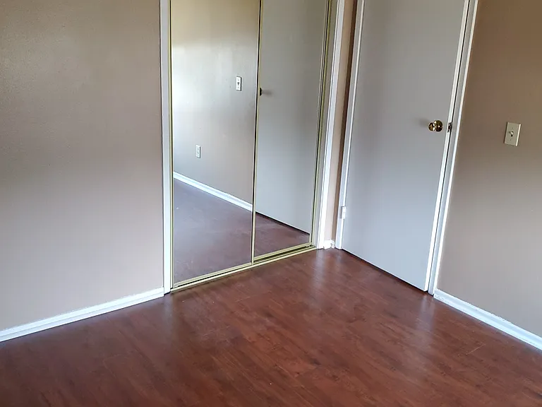 390 W Blaine St — Photo 6