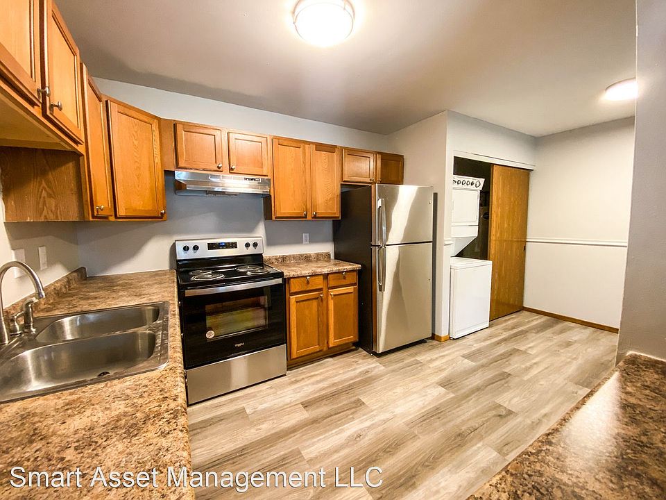 1st image of 9905 W Fountain Ave #11509144