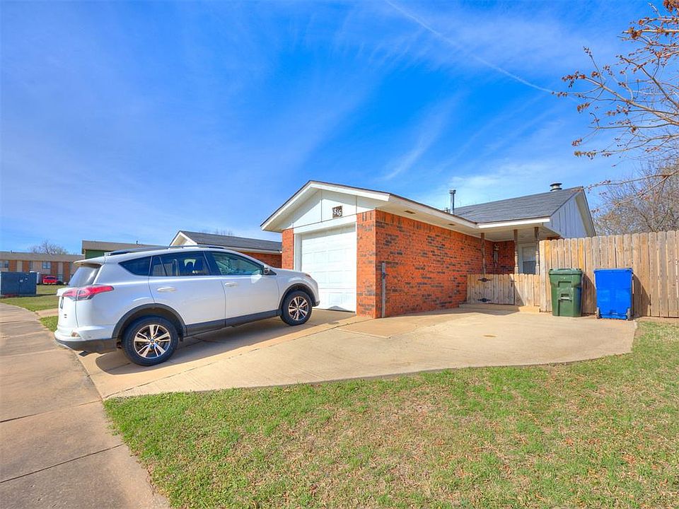 1st image of 1814 N Crawford Ave #1816