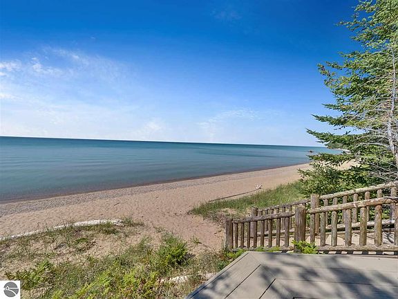 5th image of 6621 N Omigisi Beach Rd #O