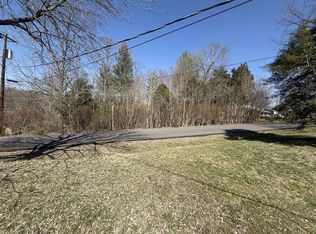 2407 Chris Dr, Clarksville, TN 37043