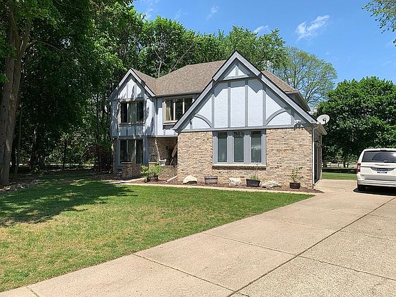 2nd image of 6926 Mountain Dr