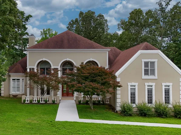 2213 Doral Dr, Jonesboro, AR 72404