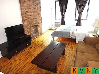 Rented by KVNY Soho