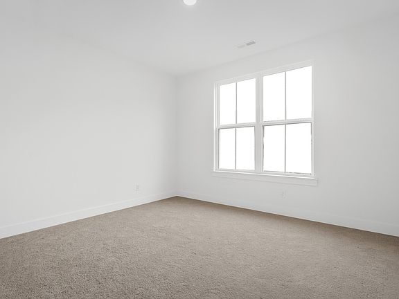 5th image of 2882 Tisdale Dr