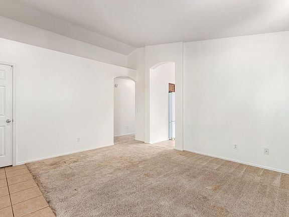 3rd image of 1687 W Appaloosa Way