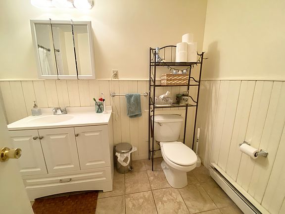 5th image of 1524 Tremont St #5