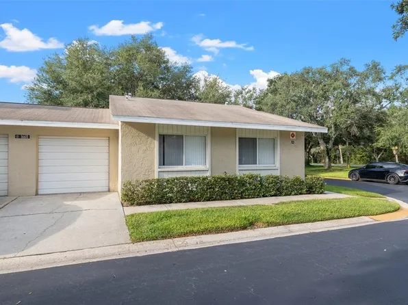 1660 Cape Ann Ave NE APT 4, Saint Petersburg, FL 33702